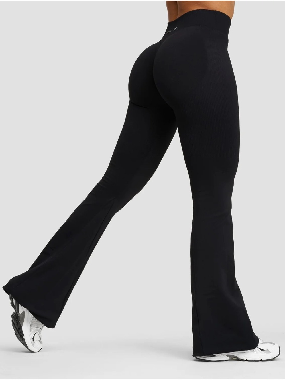 Elevate™ Sculpting Mid V-Waist Flare Leggings - Black Inseam 30”